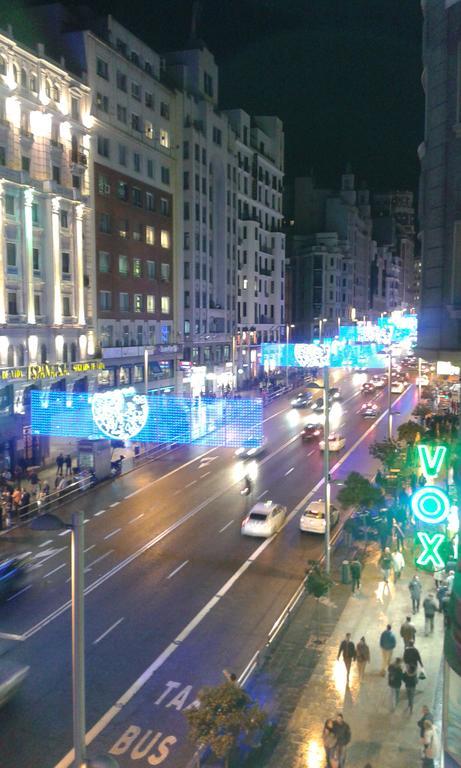 Hostal Buenos Aires Madrid Luaran gambar